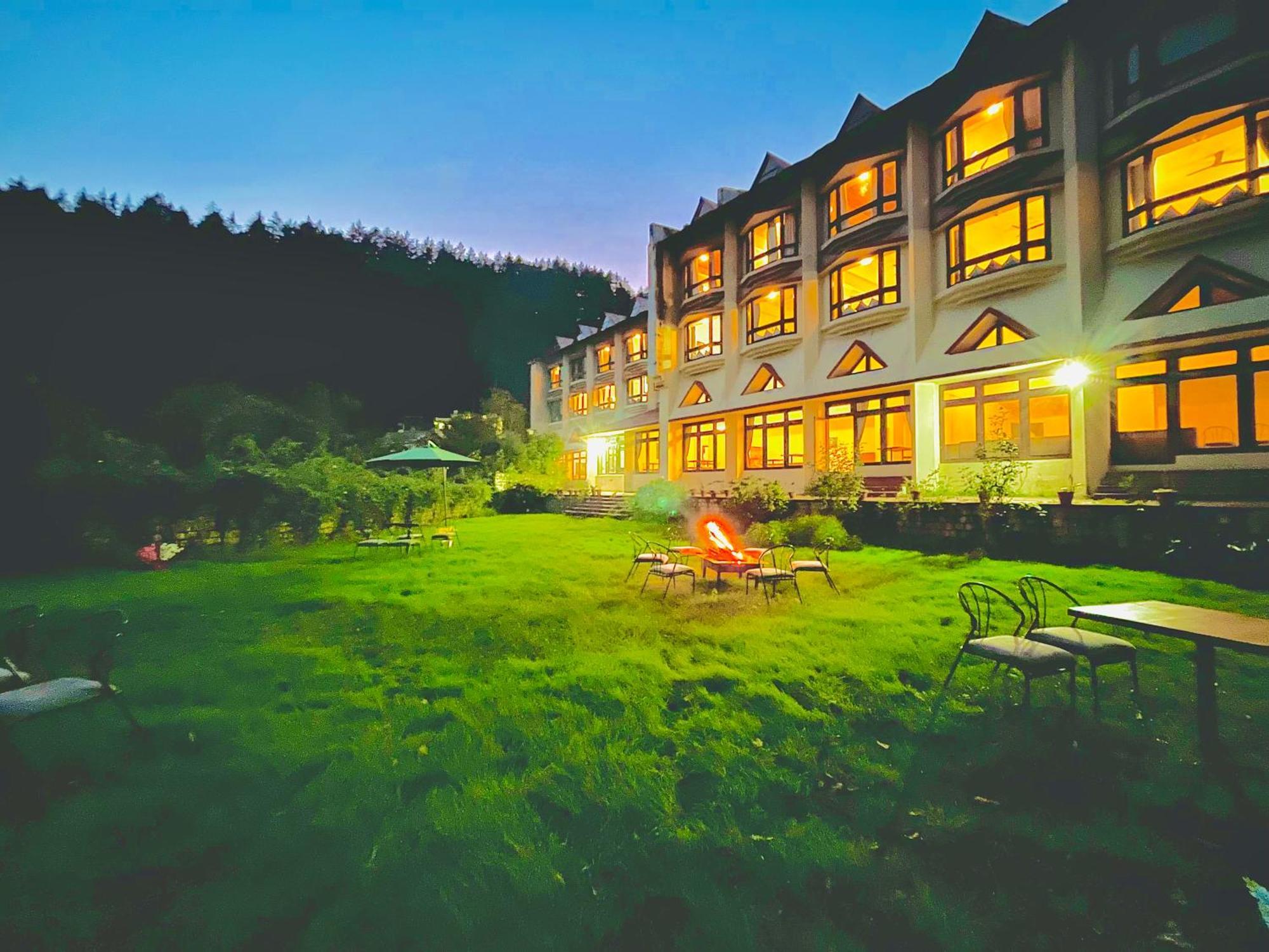 The Sagar Resort - Few Steps From Manali Mall Road Exteriör bild